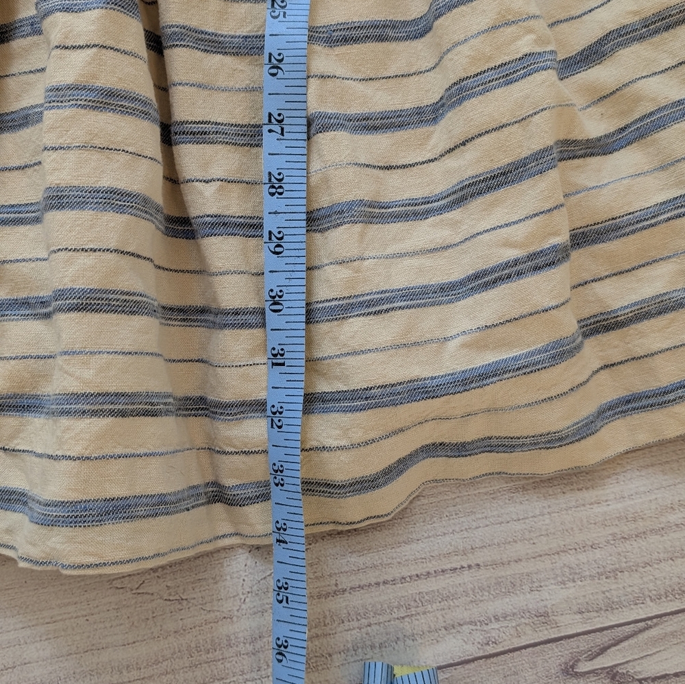 J. Crew Womens sleeveless pleated A line blue striped v neck dress. Size 2 - Picture 12 of 13